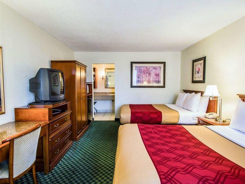 Econo Port Canaveral Area Lodge